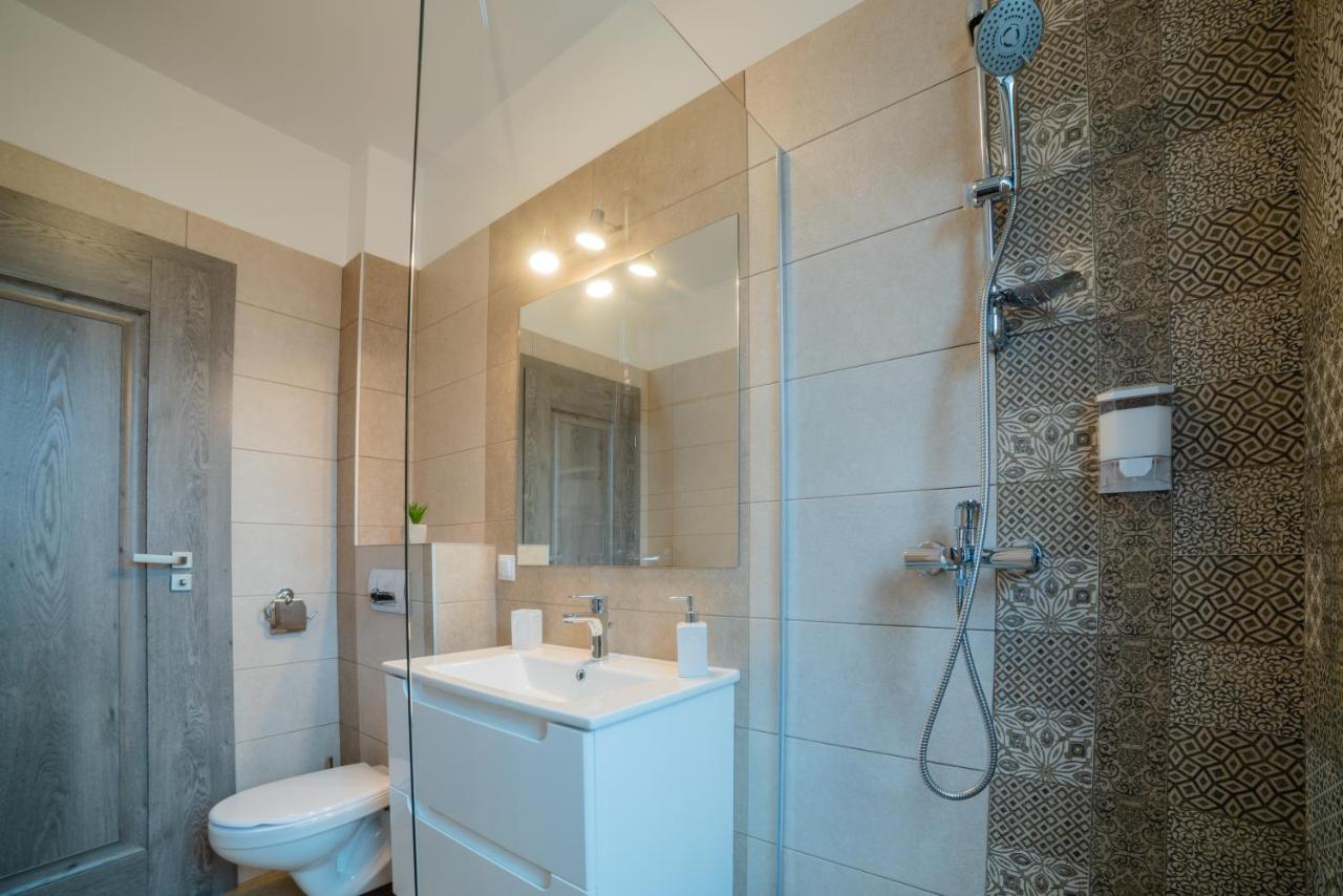 Nuuc Aparthotel Κλουζ-Ναπόκα Εξωτερικό φωτογραφία